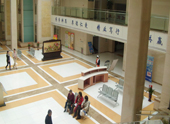 醫(yī)院大廳