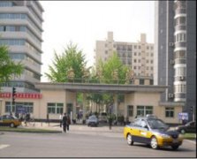 醫(yī)院正門